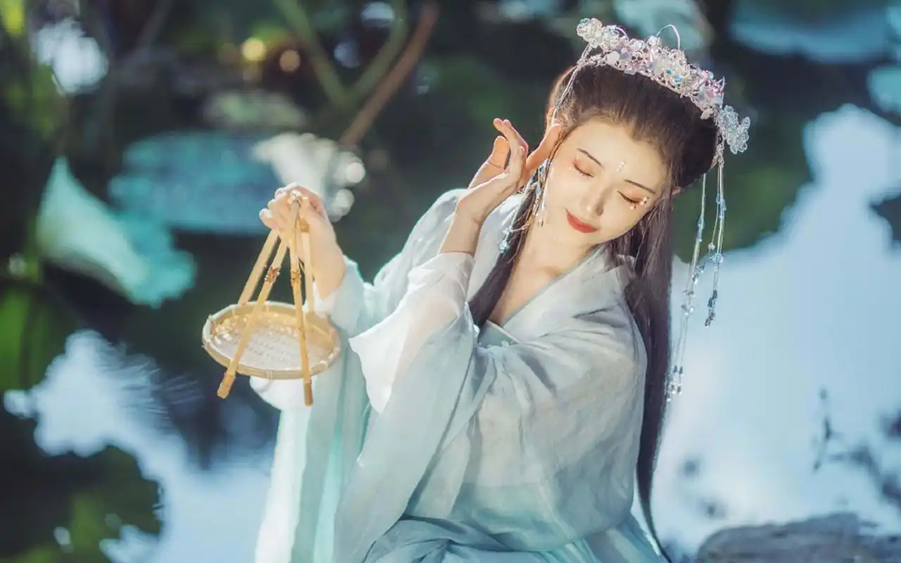 古风美女仙气写真图片桌面壁纸