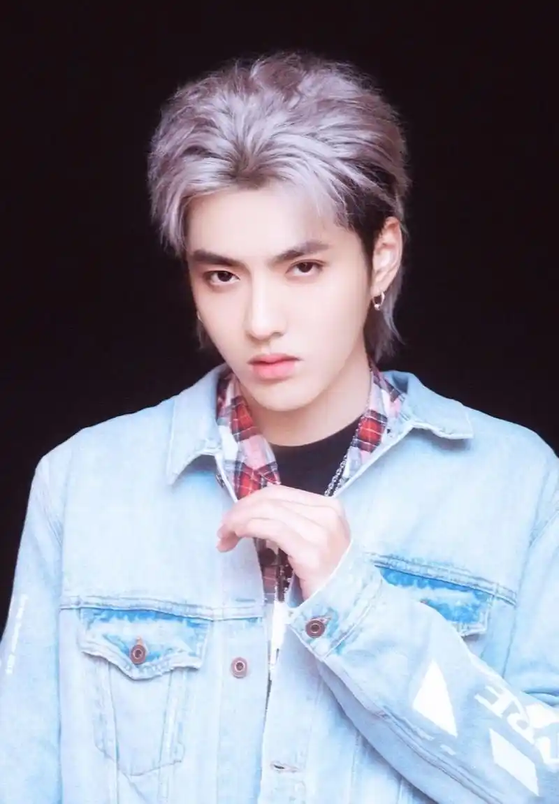 中国最帅十位男明星,胡歌谢霆锋上榜,第一无争议