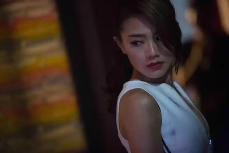 邓丽欣破格演女杀手