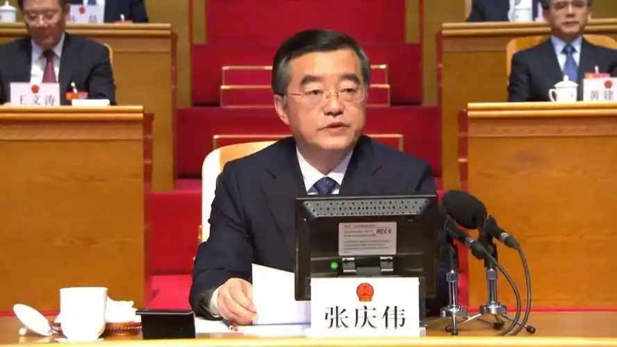 王文涛当选黑龙江省省长