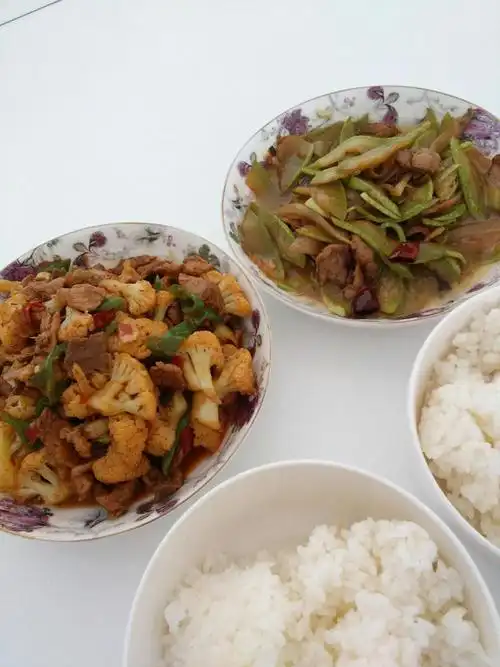 跟老公两个人的饭,简单但幸福