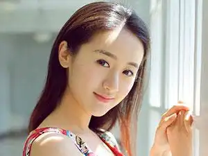 袁冰妍整容了吗 网传整容前后对比照袁冰妍撞脸众多女星