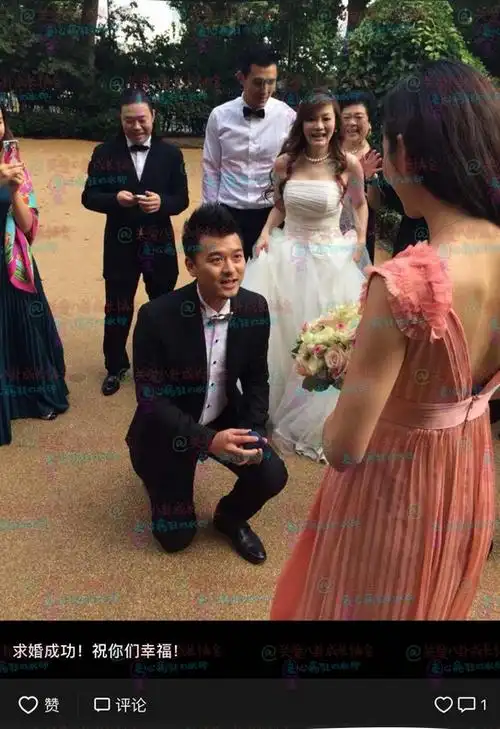 因为关于张戈的爆料,ta还补充了另一个题外话~张戈11年曾经和q的现任