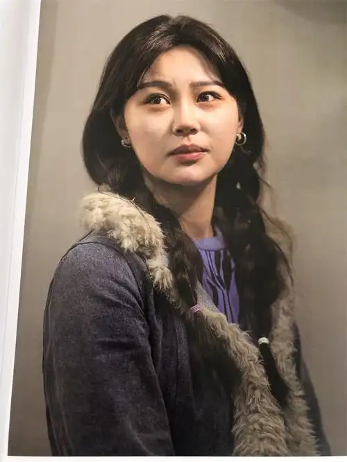 人物照片联考强化写生教材教程绘画校艺高中生绘画新