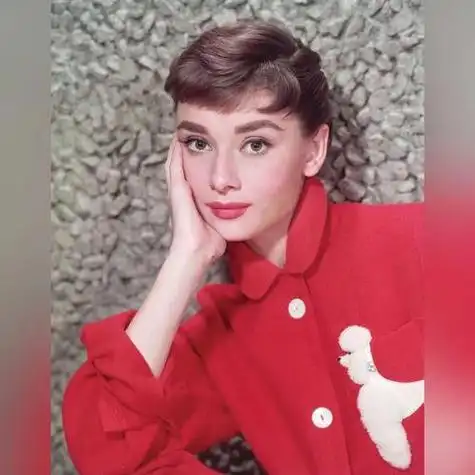 人间天使奥黛丽赫本头像语录20