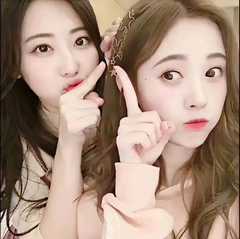 合照.我老婆真piu亮#鞠婧祎#修图#桃枝不甜 - 抖音