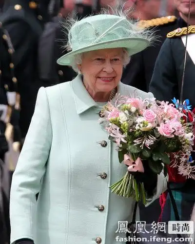 看女王伊丽莎白二世20款帽饰巧修脸型