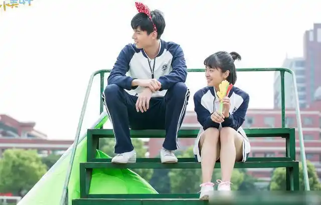 推荐几部青梅竹马青春校园电视剧好宠溺甜到心坎儿里