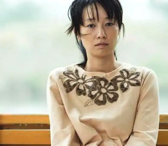 马伊琍素颜照曝光,不化妆时原来她长这样!