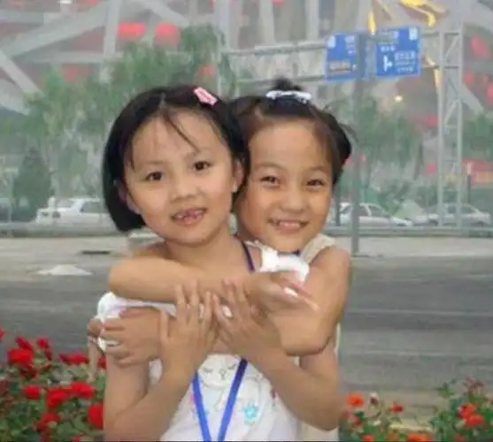 林妙可哇的一声,就哭了起来,这一幕,让林妙可的父母,都有些同情,但是