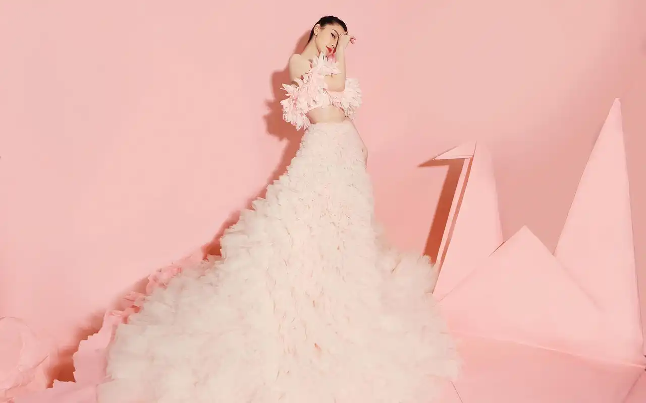 angelababy粉裙性感高清桌面壁纸