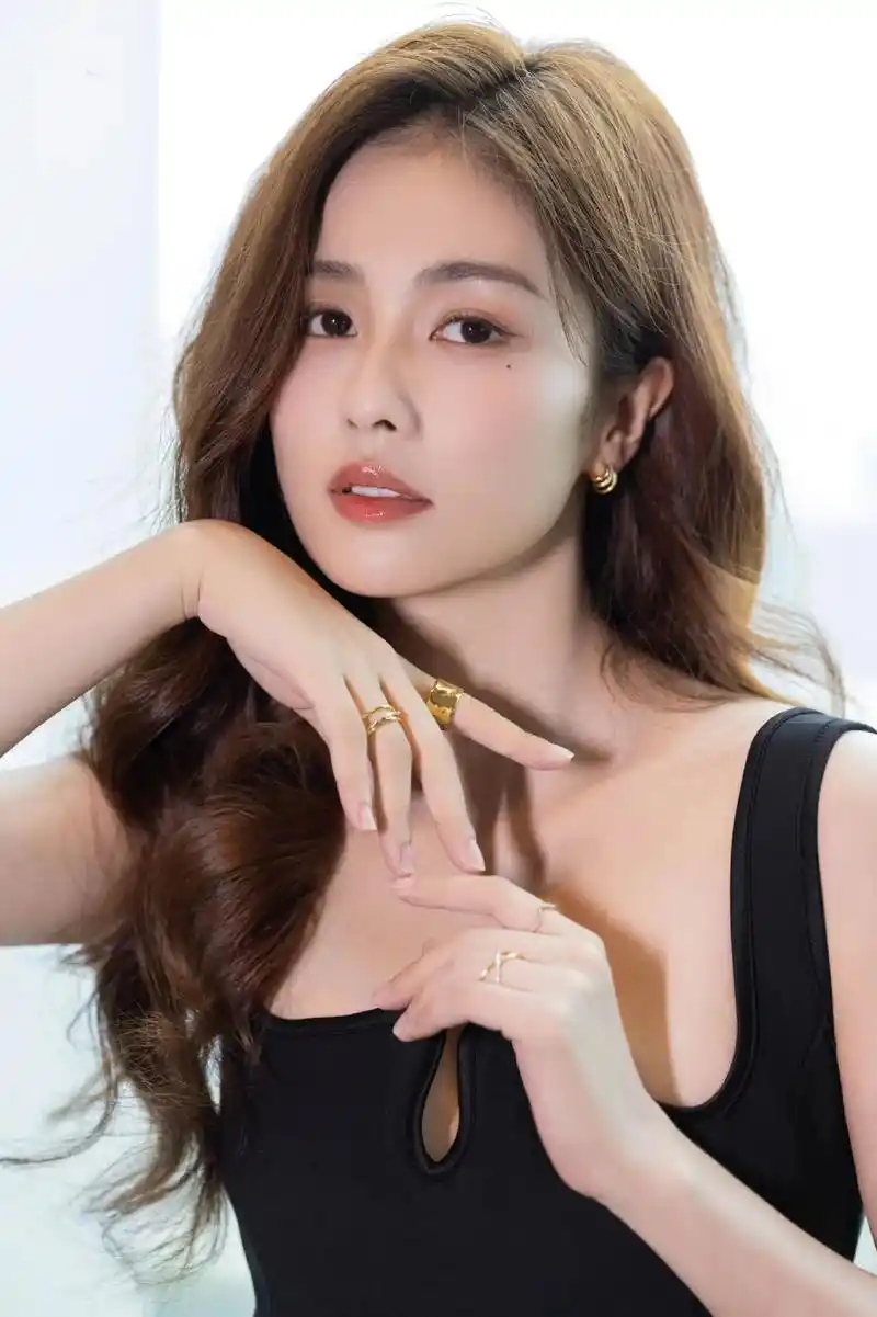 高清无水印壁纸 #白鹿,我最爱女明星 - 抖音