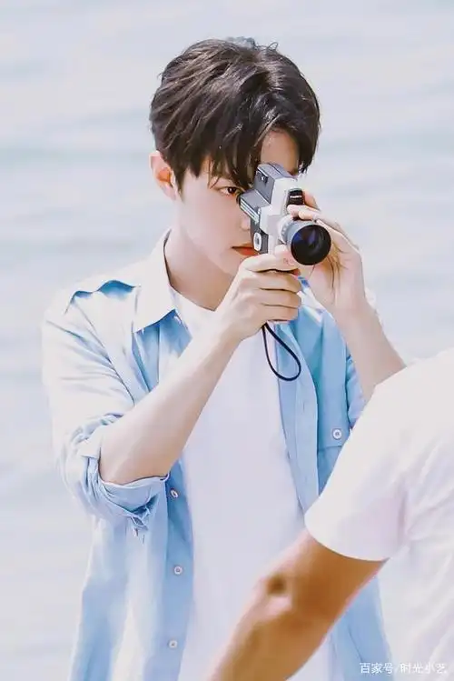 肖战私服穿搭 图集