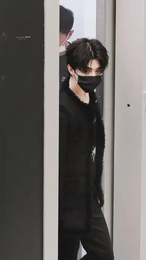 蔡徐坤 cr@tenderness_蔡徐坤 - 堆糖,美图壁纸兴趣社区