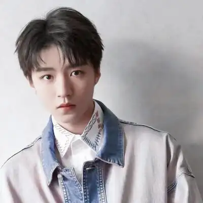 王俊凯黑色头像