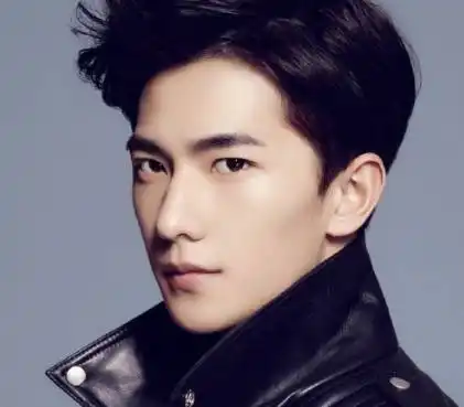 杨洋 小鲜肉 帅气的脸庞!