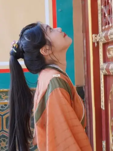 夏日清爽汉服发型高马尾