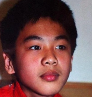 看明星小时候照片猜名字,我只认出了张艺兴,最后一个认出算你牛. 1.