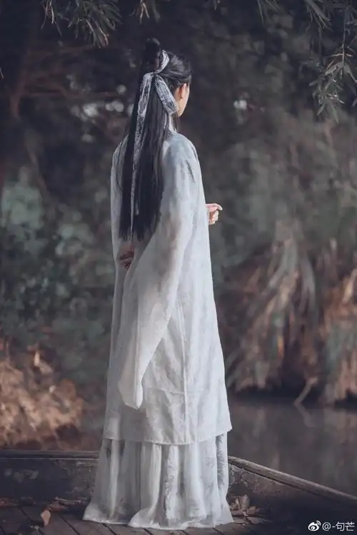 背影.侧影.远景.古风.古装.汉服.男子