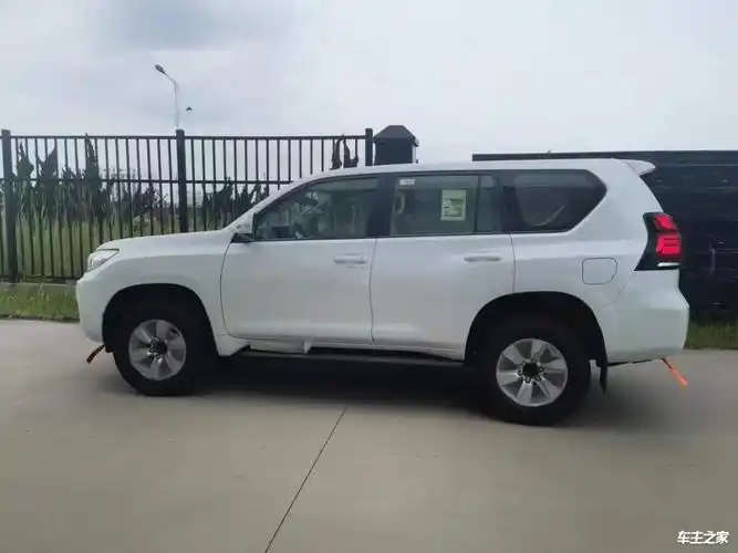 2023款进口丰田霸道2700中东版评测体验