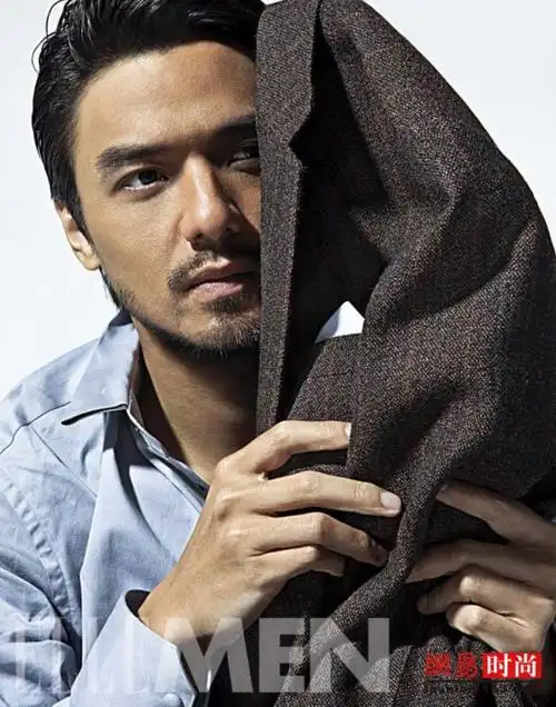 冯德伦:从美少年到帅大叔 惊艳时光!