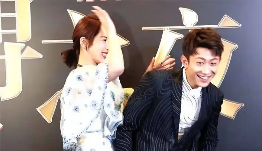 友情在娱乐圈难得一见,杨紫和张一山七年的情谊还在_友谊_朋友_网友