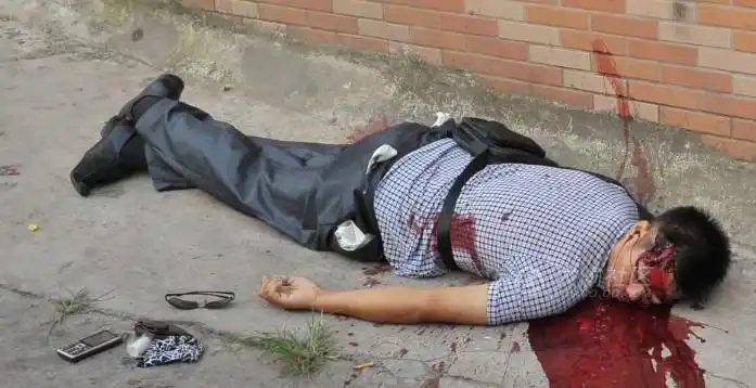 悍匪周克华被击毙高清图(胆小者勿入)