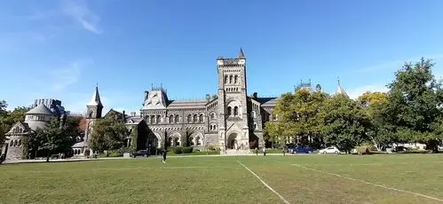 多伦多大学