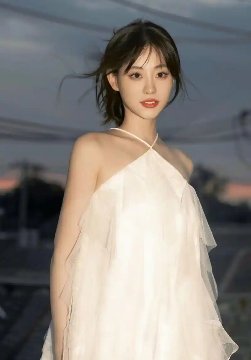 美女壁纸第296期—祝绪丹#祝绪丹# #娱乐最前沿# #明星