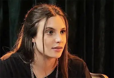 有没有juliantina女孩啊