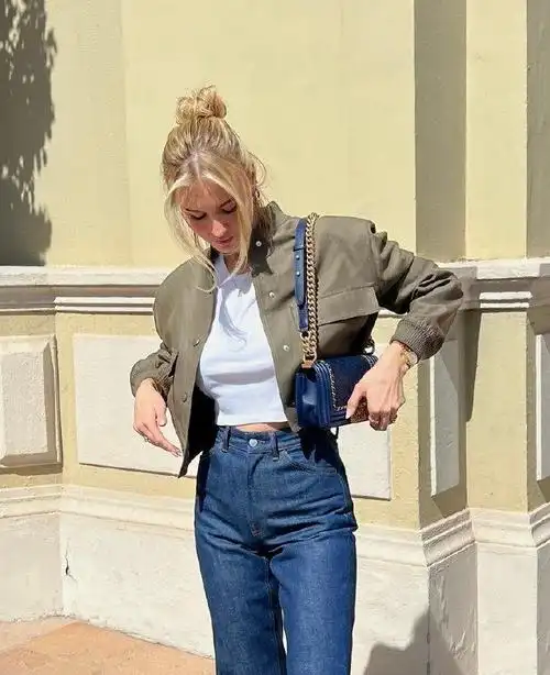 欧美时尚博主早秋随意松弛感穿搭