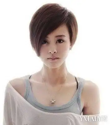 斜头帘短发发型女 清爽修颜又显嫩