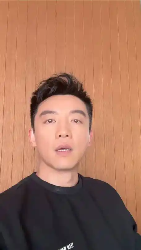 郑恺库克全英语交流##郑恺库克分享繁花排骨年糕