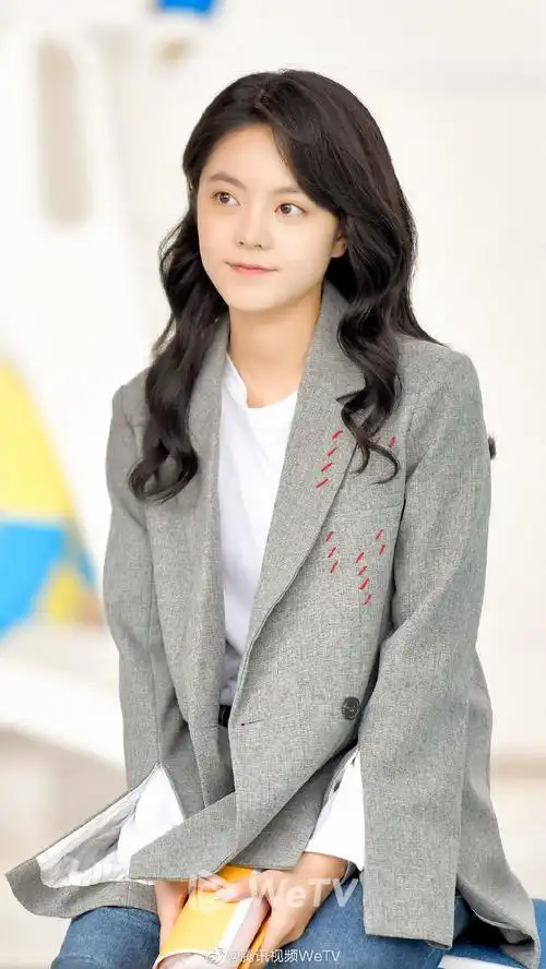 她是#初恋那件小事# 中的蜕变达人夏淼淼她. 来自腾讯视频wetv - 微博