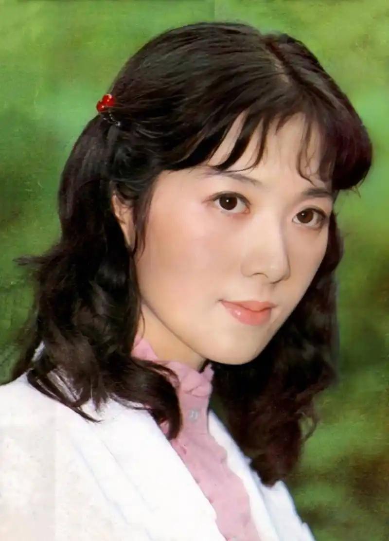 80年代影坛美女龚雪高清旧照