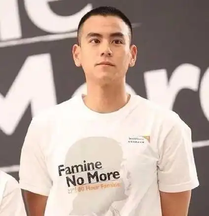 八位男星板寸发型,胡歌,朱亚文男人味十足,男友力爆棚!