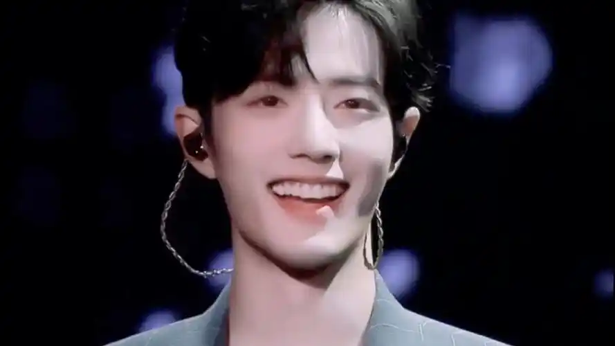 肖战笑容太治愈了