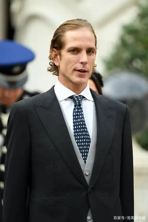 他被誉为「世界最迷人王子」打破王室被诅咒700年的梦魇