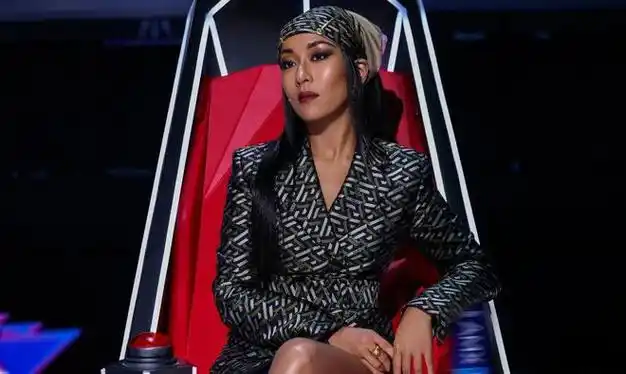 吉克隽逸败光路人缘,卖惨炫富知三当三,被前任妻子曝光人设崩塌|梁博