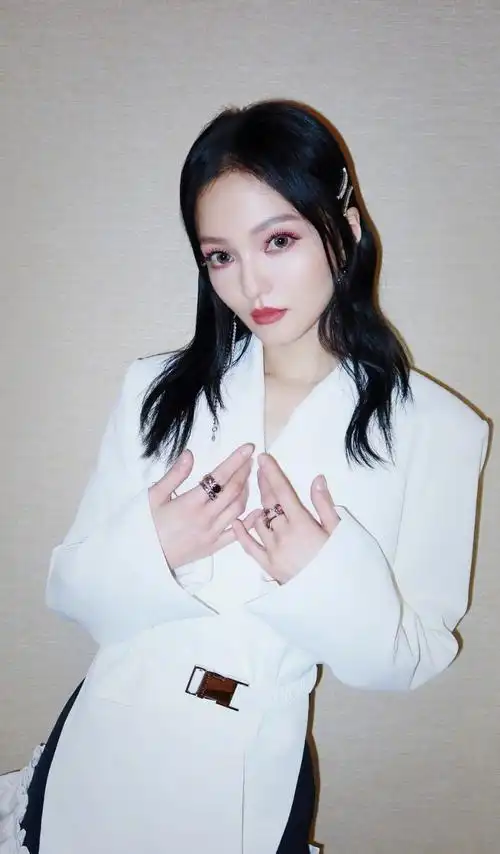 顶级歌姬张韶涵