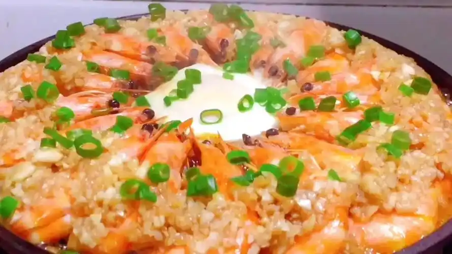 【铁板蒜蓉虾为什么好吃,今天教你秘诀,上桌就被秒光】虾一直都是高