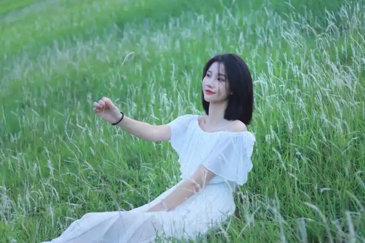 夏日限定森系长裙文艺小清新写真