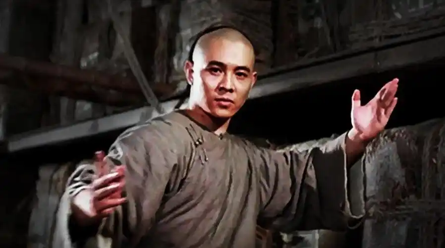 60岁的李连杰现状(影星李连杰学佛的真实原因)