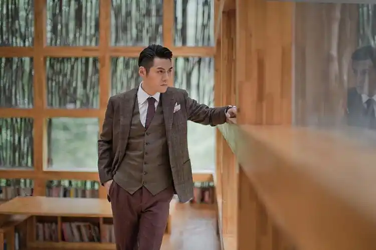 严屹宽时尚大片曝光