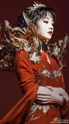 于正发布新剧半妖倾城梗概外星人等遭网友吐槽