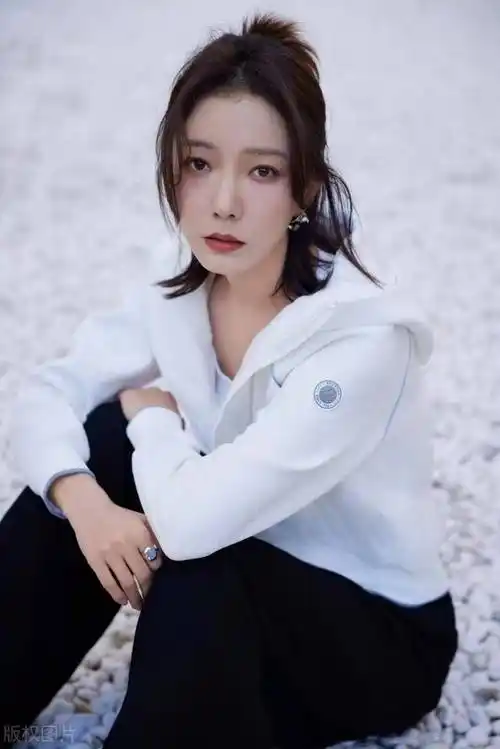 王珞丹,魅力尤物,她真的好美!