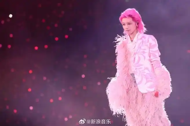 #华晨宇香港演唱会官宣#