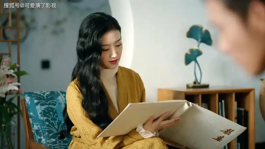 司藤第十集安蔓离世秦放消沉司藤会怎么做