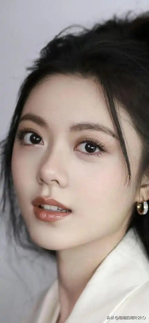 新晋国民闺女赵今麦