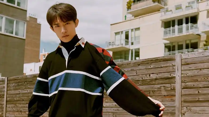 明星风尚易烊千玺壁纸8